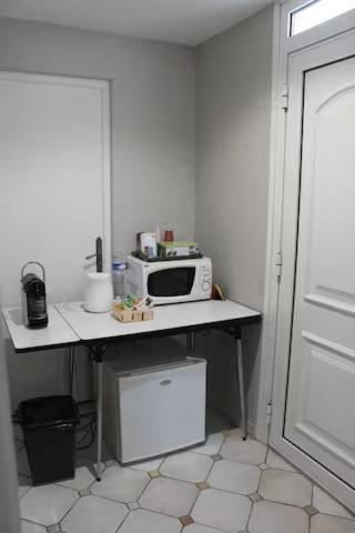 Chambre Avec Entree Independante Saint-Priest  Bagian luar foto